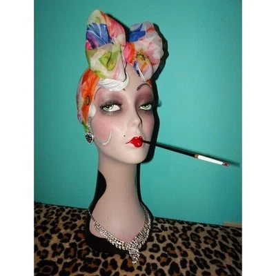 Bufanda Floral Larga Vintage Diane Von Furstenberg Pinup Retro Rockabilly Envoltura para la Cabeza Foto 1 de 4