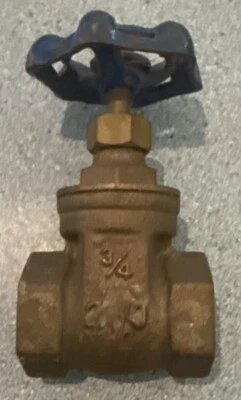 WATTS Bronze Gate Valve 1/2" NPT Thread Ends 200 psi WP, Handwheel Operated - Image 1 of 2