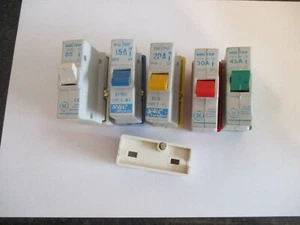 GE/GEC VYNCKIER MINI TRIP B5 B15 B20 B30 B40 B45 STECKER IN MCBS - Bild 1 von 4