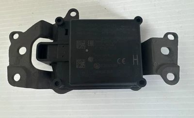 2018 - 2019 Toyota Camry Cruise Control Distance Sensor 88210-06010 OEM K0008 - Image 1 of 4