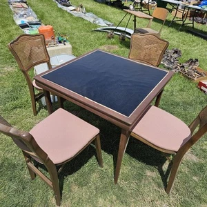 Vtg Wood Square Folding Card Game Table and Chairs w/ Wicker Back & Rose Padded - Picture 1 of 19