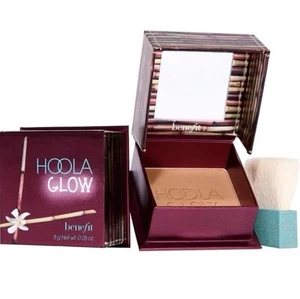 Benefit Hoola Glow Bronzer with Brush - Full Size - Picture 1 of 3