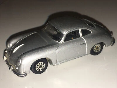 Porsche 356 A Maisto 1/64 Argento - Immagine 1 di 4