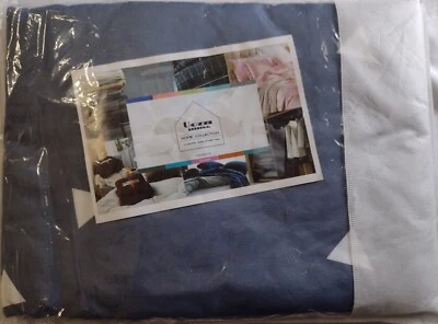 Тонкий пододеяльник Uozzi Bedding Queen комплект из 3 предметов синий серый с белыми треугольниками - Изображение 1 из 2