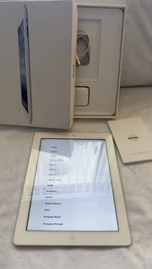 Apple iPad 3 A1430 3RD Generation 32GB (WiFi + Cell) 9.7" - Picture 1 of 5