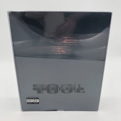 Salival [CD/VHS] [Limited] by Tool (CD, Dec-2000, Volcano) - Imagem 1 de 4