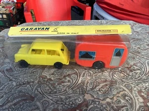 MINI MINOR con CARAVAN Modellini Apel Plastica - Foto 1 di 5