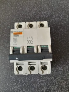 Merlin Gerin Multi 9 C60N D20 27092 MCB Circuit Breaker 3 Pole - Picture 1 of 6