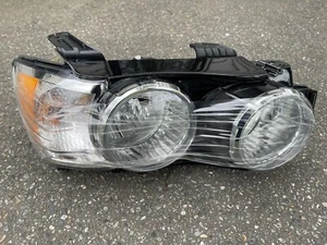 Chevrolet Sonic Right Headlamp Assembly 42390434 2012-15 New Genuine - Picture 1 of 9