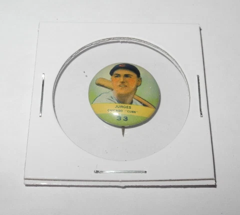 1932 Orbit Gum Baseball PR2 Button Pin #33 Billy Jurges Chicago Cubs (With Bat) Cover