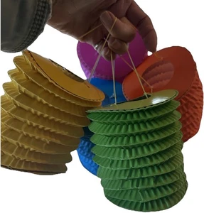 11 LINTERNAS DE PAPEL COLORIDAS DECORACIÓN FIESTA VACACIONES LUAU PLAYA PISCINA 4”x4” AZUL ROSA” - Imagen 1 de 7