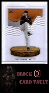 Randy Johnson 2023 Chronicles Baseball - Magnitude #16 - Arizona Diamondbacks - Picture 1 of 2