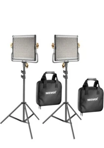 Neewer Bi-color LED 480 Studio Video Light with Stand kit/ Battery and Charger - Picture 1 of 7