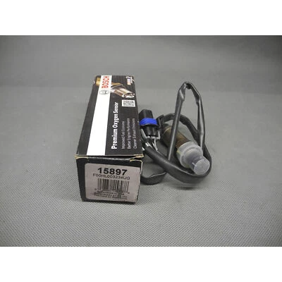 OE Oxygen Sensor 15897 Downstream For Saturn 2000-2002 SC1 SC2 SL 1.9L - Image 1 of 4