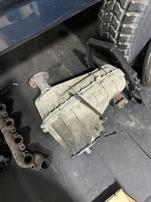 Ford Borg Warner 4407 1996 1997 caja de transferencia/F250 F350 BW4407 Foto 1 de 3