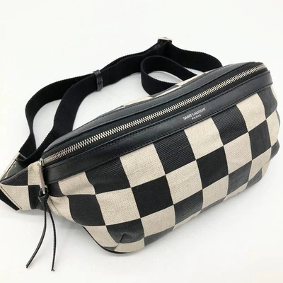 Bolso bandolera Saint Laurent para hombre de lona de cuero a cuadros negro blanco Foto 1 de 4