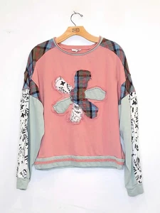 Easel Applique Flower Long Sleeve Top - Picture 1 of 3