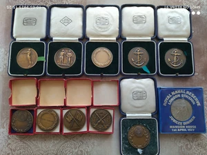 10 medals in boxes and 1 coin. John Pinches medallist. Good condition. - Picture 1 of 1