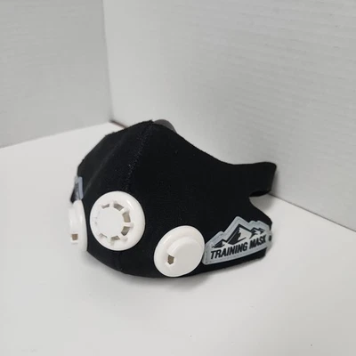 Elevation Training Mask 2.0 Medium High Altitude  Training Breathing Work Out - Image 1 of 3