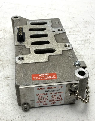 NEW SCHRADER BELLOWS K022093 SOLENOID VALVE SUB BASE - Image 1 of 4