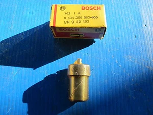 Injecteur Bosch pour: Renault: R20, R30, Fuego, Master, Audi 100, 131, 132, - Imagen 1 de 1