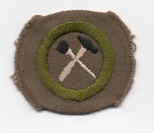 Handicraft Merit Badge, Type B Tan Wide Crimped (1934-35), Mint! - Picture 1 of 1