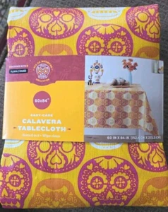 ๐ Dia De Muertos Tablecloth Oblong 60x84โ Orange Calavera Mexican Skulls - Picture 1 of 3