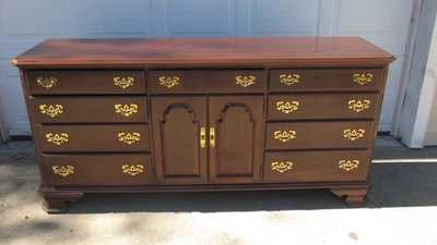 Ethan Allen Dresser Chest Long Cherry Georgian Court - Image 1 of 4