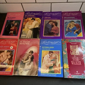 LoveSwept Lot of 8 PB Various Judy Gill, Iris Johansen, Billie Green, & More - Picture 1 of 2