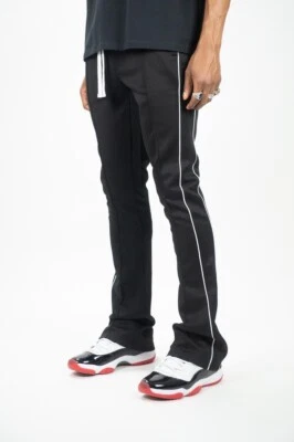 Pantalones de chándal acampanados de ajuste apilado REBEL MINDS para hombre Foto 1 de 3