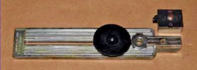 Metz 403.6-1 Flash Bar with Clip & Screw - for SLR Camera Flash Gun - Image 1 of 3