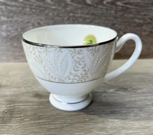 Waterford Bassano Teacup ~new~ - Picture 1 of 5