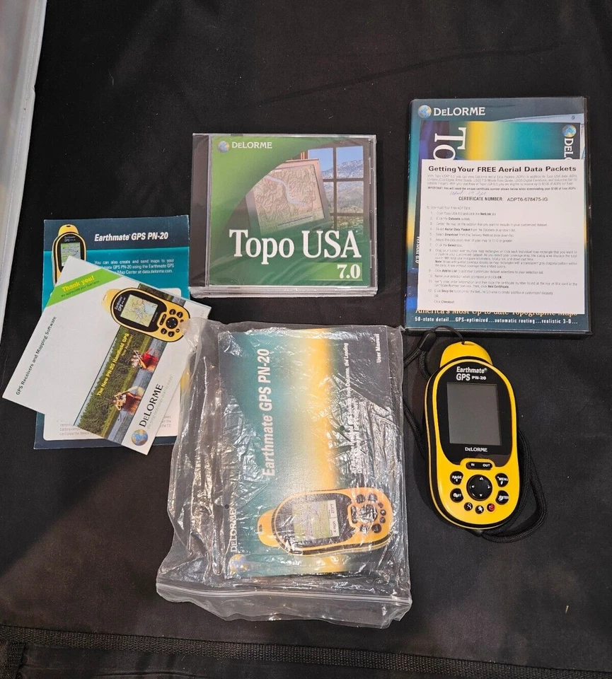 DeLorme Earthmate GPS PN-20 Handheld Waterproof Maps Camping Hiking Kayaking - Image 1 of 4