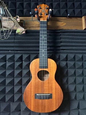 Koaloha Luxury All Solid Hawaiian Koa Ukulele with Abalone Inlays Made in Hawai - Image 1 of 4