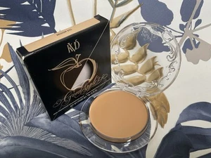 KVD Vegan Beauty Good Apple Skin Perfecting Foundation Balm 10g Shade Medium 033 - Picture 1 of 3
