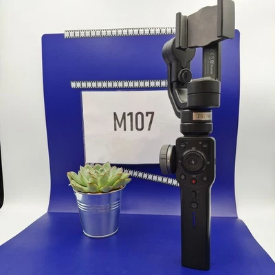 Zhiyun Smooth 4 3-Axis Handheld Phone Gimbal Stabilizer. Tested / Working refB.N - Image 1 of 4