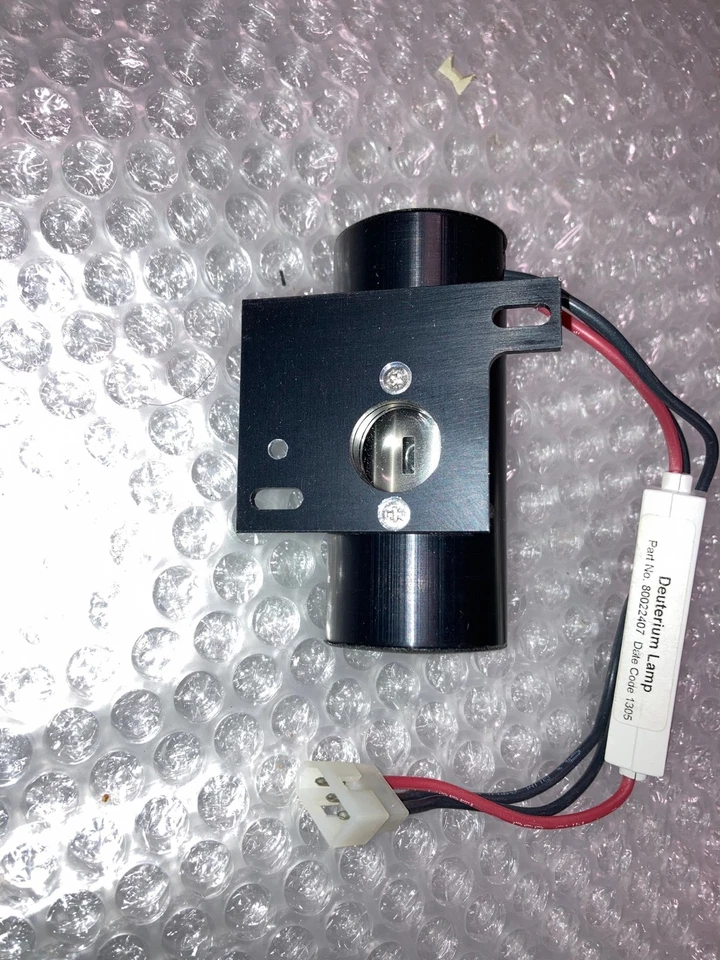 NEW Heraeus Deuterium Lamp 80022409 HRPR38074 CTS - Laboratory - Image 1 of 2