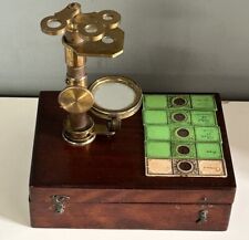 A FINE FRENCH SIMPLE CASED MOUNTED BOTANICAL MICROSCOPE. Circa 1850
