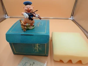 Disney WDCC Hey Diddle Diddle I Play On My Fiddle Three Little Pigs W COA/BOX - Picture 1 of 8