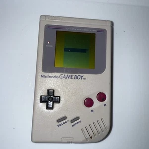 Sistema portátil Nintendo Game Boy Launch Edition - gris - Imagen 1 de 3