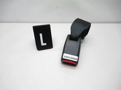 Cierre de hebilla de cinturón de seguridad izquierdo Mazda 5 2006-2010 tercera fila C23557820B OEM Foto 1 de 4