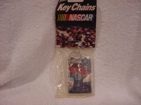VINTAGE 1995 Jeff Gordon NASCAR Keychain, NEW IN PACKAGE!! Cover