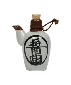 White Color Japanese Porcelain Soy Sauce Dispenser Bottle Jar S-2654 - Picture 1 of 1