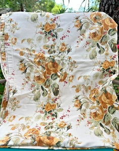 Le Telerie Toscane Made in ITALY Roses Wildflowers Tablecloth 66” X 96” Gorgeous - Picture 1 of 5