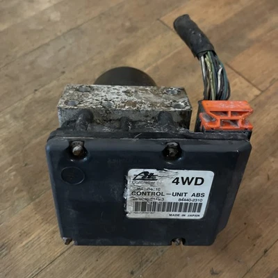 Bomba de freno Toyota Tacoma 1998-2002 ABS con módulo 89541-04010 / 84440-2310 Foto 1 de 3