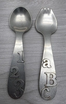 Cerdo (tenedor) y cuchara bebé peltre sin plomo colmena vintage ABC 123 Foto 1 de 4