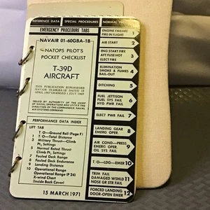 NATOPS PILOT”S POCKET CHECKLIST T-39D AIRCRAFT 1971 VERSION - Bild 1 von 8