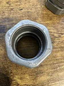 Sigma Engineered Solutions ProConnex 55262M EMT Compression Coupling 1-Inch - Picture 1 of 3
