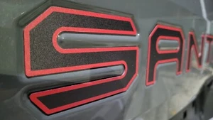 Tailgate raised letters fits HYUNDAI SANTA CRUZ 22 23 24 red outline MATTE - Foto 1 di 4