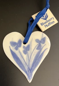 Vintage Rocky Marsh Pottery Blueberry Muffins Heart Ornament NOS Mint - Picture 1 of 5